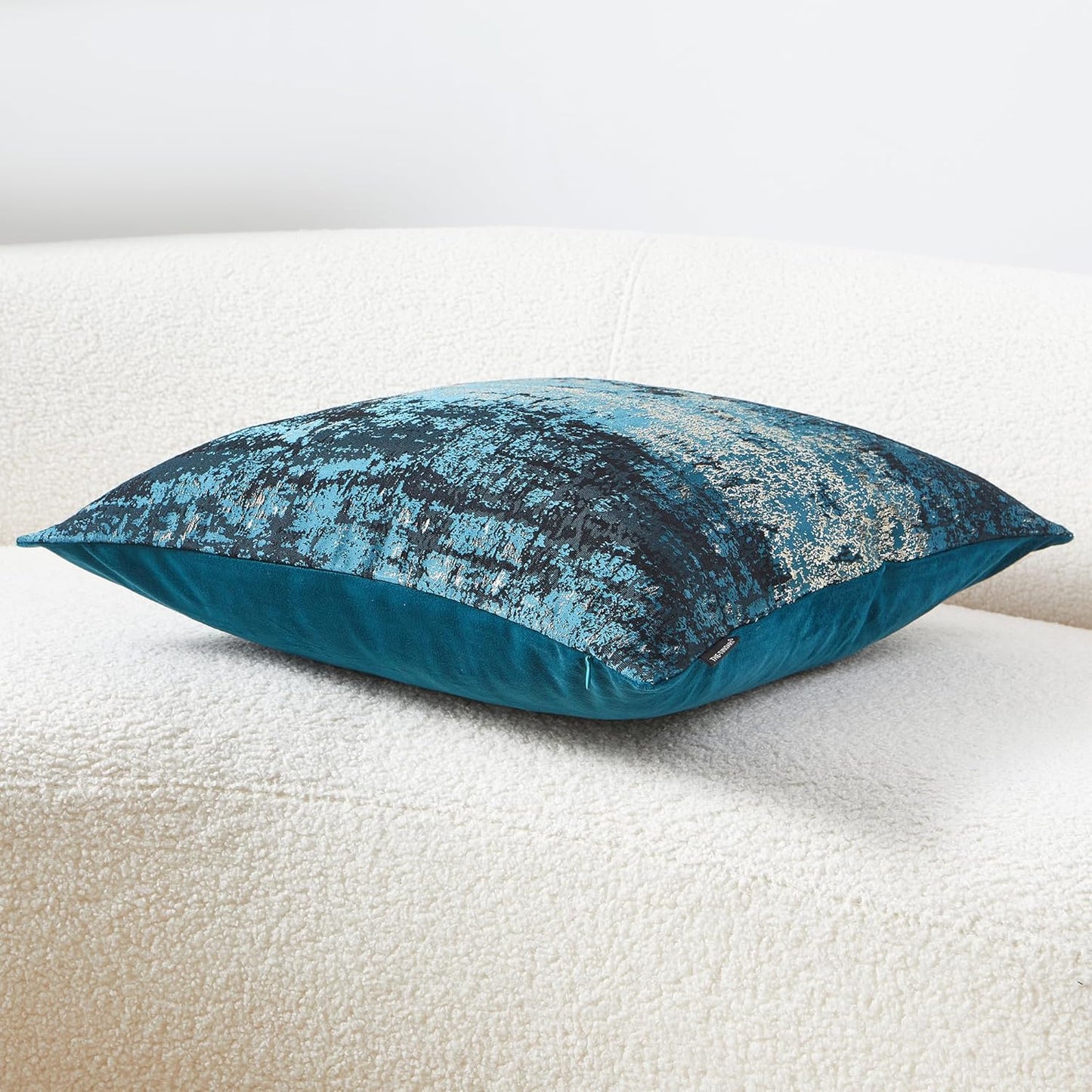 THE-TINOART Teal & Gold Embroidered Jacquard Pillow Cover 20x20 - Luxury Reversible Decorative Throw Pillow Cover with Gold Thread & Velvet Backing, Elegant Holiday Home Decor