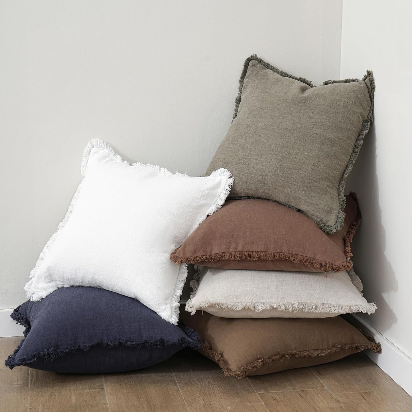 Foindtower Set of 2 Decorative Linen Fringe Lumbar Throw Pillow Covers Boho Farmhouse Cushion Cover with Tassels Soft Cozy Accent Pillowcase for Chair Sofa Couch Living Room Home Decor,12×20 Inch,Rust