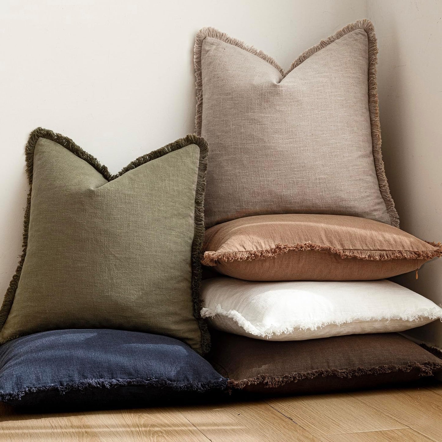 Foindtower Set of 2 Decorative Linen Fringe Throw Pillow Covers Farmhouse Cushion Cover with Tassels Soft Accent Pillowcase for Couch Chair Sofa Bed Living Room Home Decor,18×18 Inch,Natural Linen