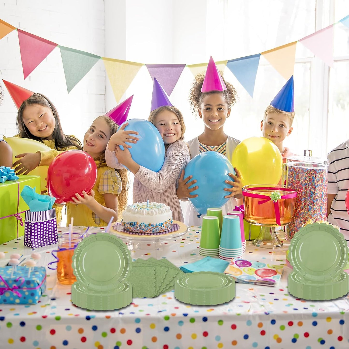 40 Pcs Party Dessert Plates and Napkins Sets Sage Green 9" Paper Plates and 6.5" Napkins Party Supplies Tableware Decoration For Birthday Picnic