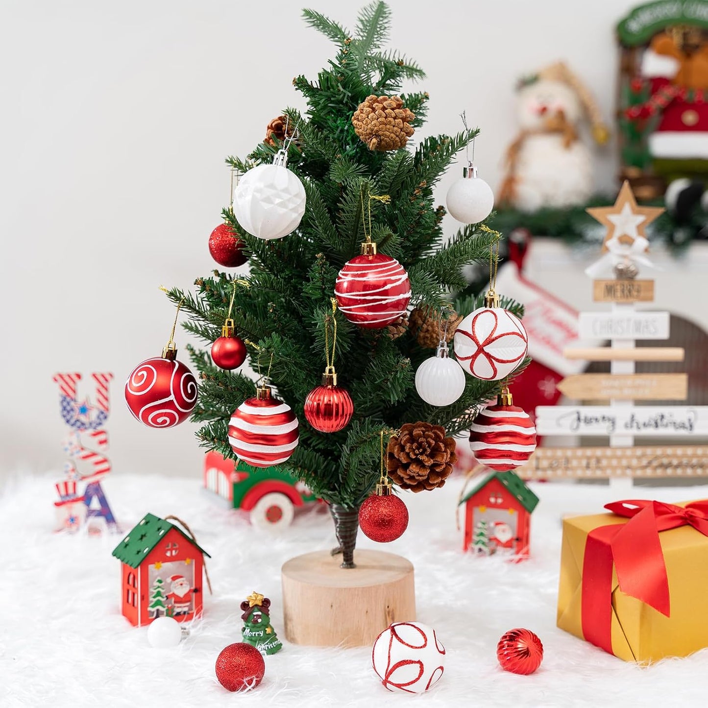 100Pcs Christmas Balls Ornaments Set, Shatterproof Christmas Decorations with Hand-held Gift Package for Xmas Tree/Holiday/Wedding/Holiday/Party Decor (Red & White)